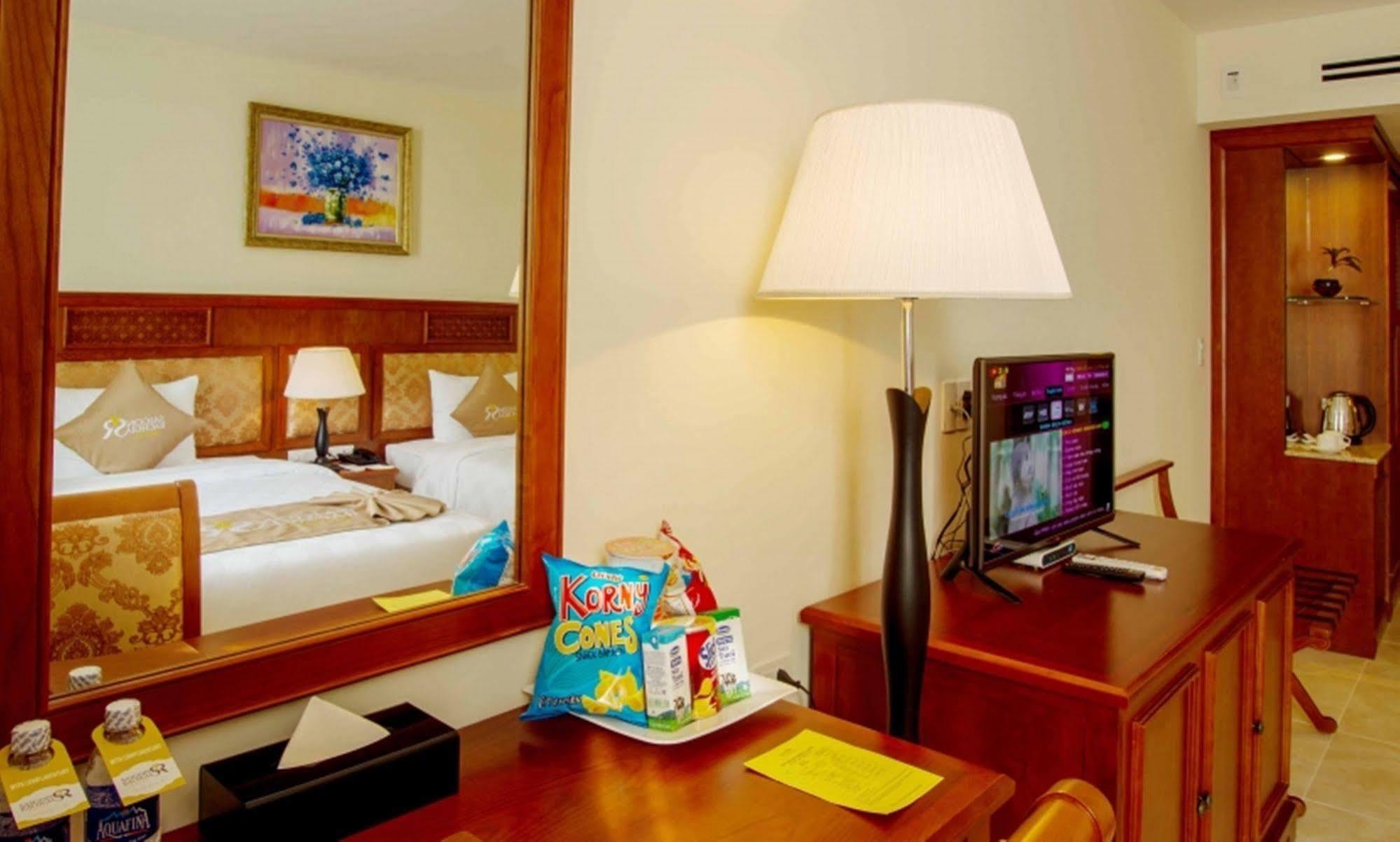 Sai Gon Rach Gia Hotel Exterior foto